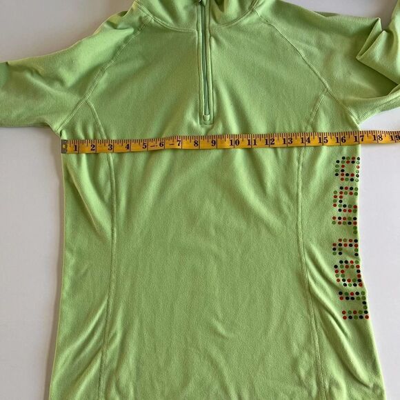Burton Women's 1/4 Zip Cozy Lime Green Fleece Top, Size Medium, EUC - Picture 6 of 9
